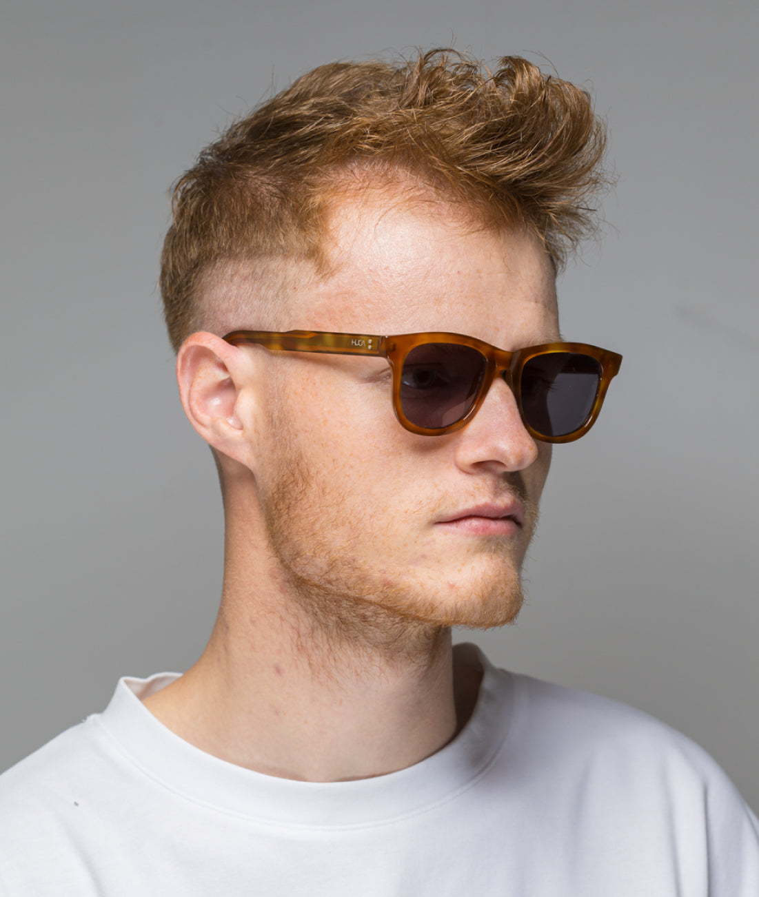 Gafas de sol cara pequeña hombre Havana light rectangulares - HUCA